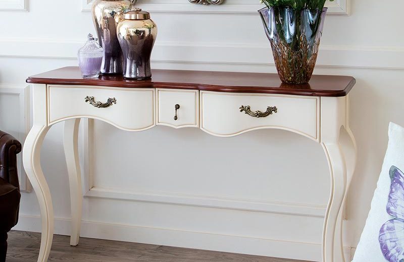 Fransız Klasik Mobilya Örnekleri İndirimli Mobilyalar